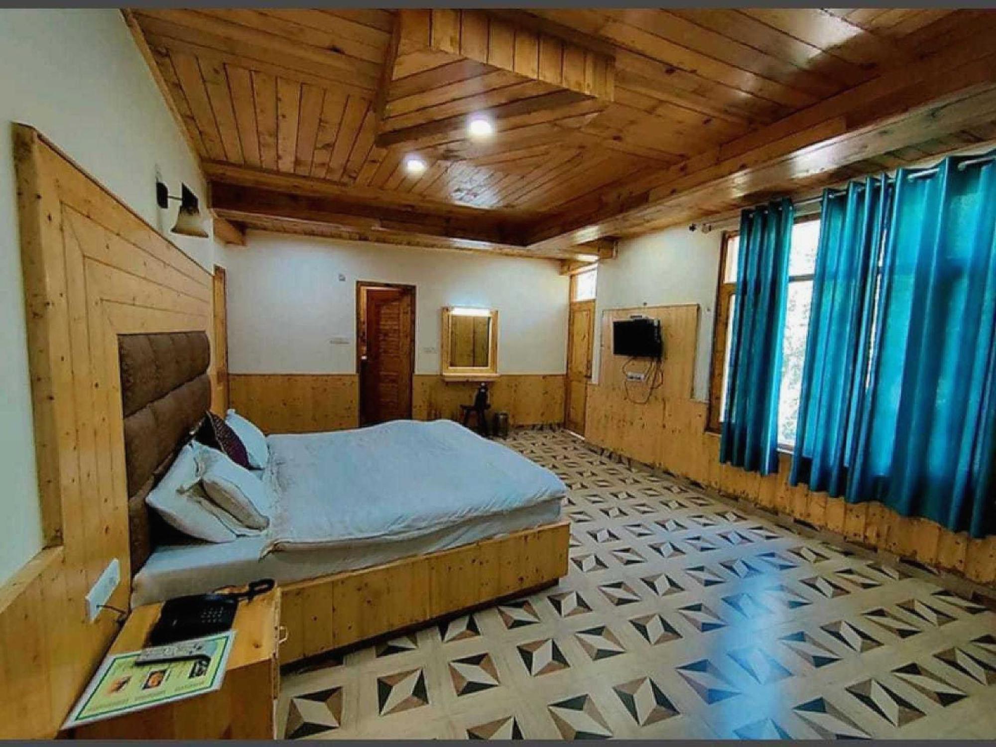 Hotel O Antriksh Cottage มะนาลี ภายนอก รูปภาพ