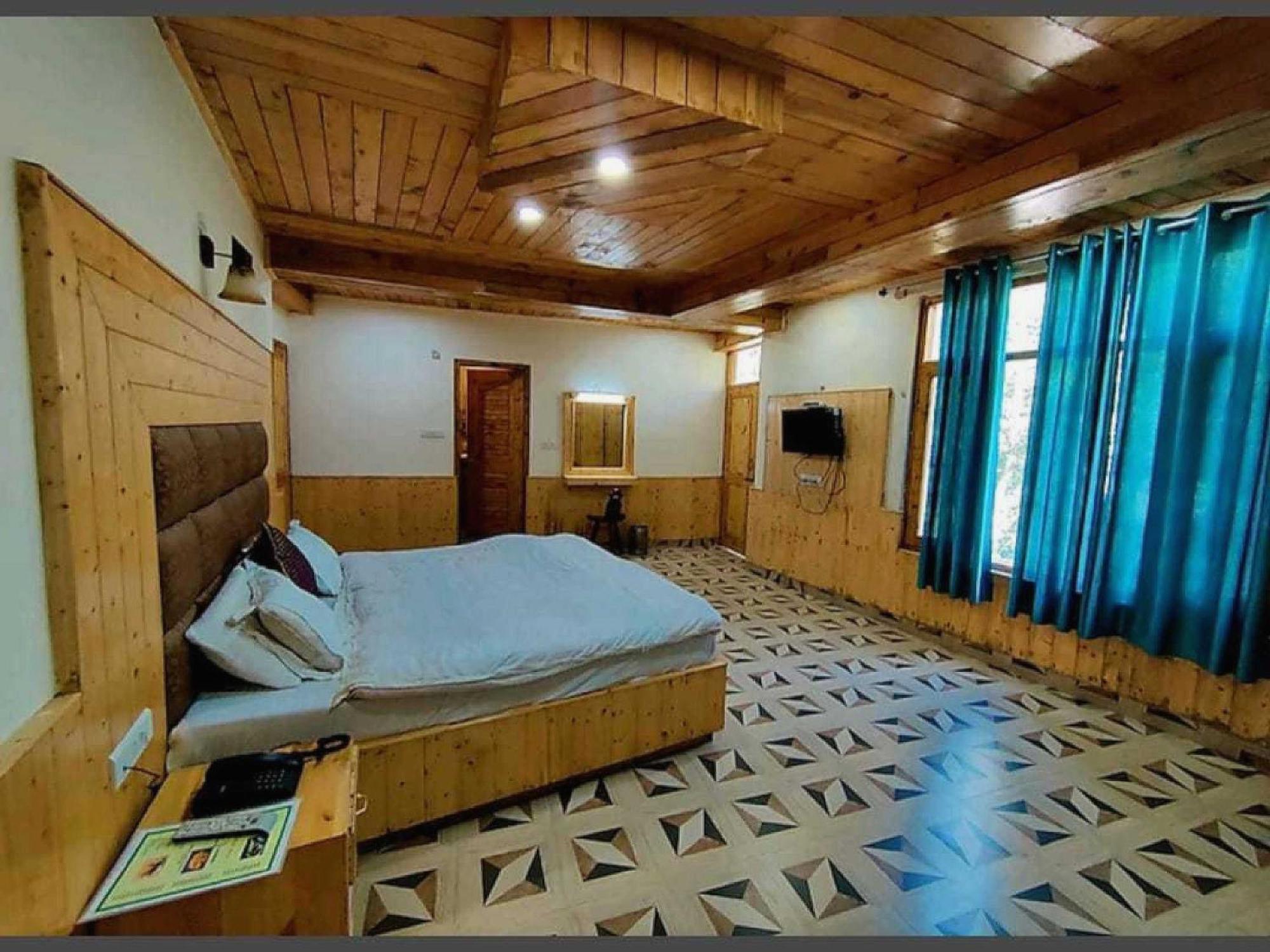 Hotel O Antriksh Cottage มะนาลี ภายนอก รูปภาพ
