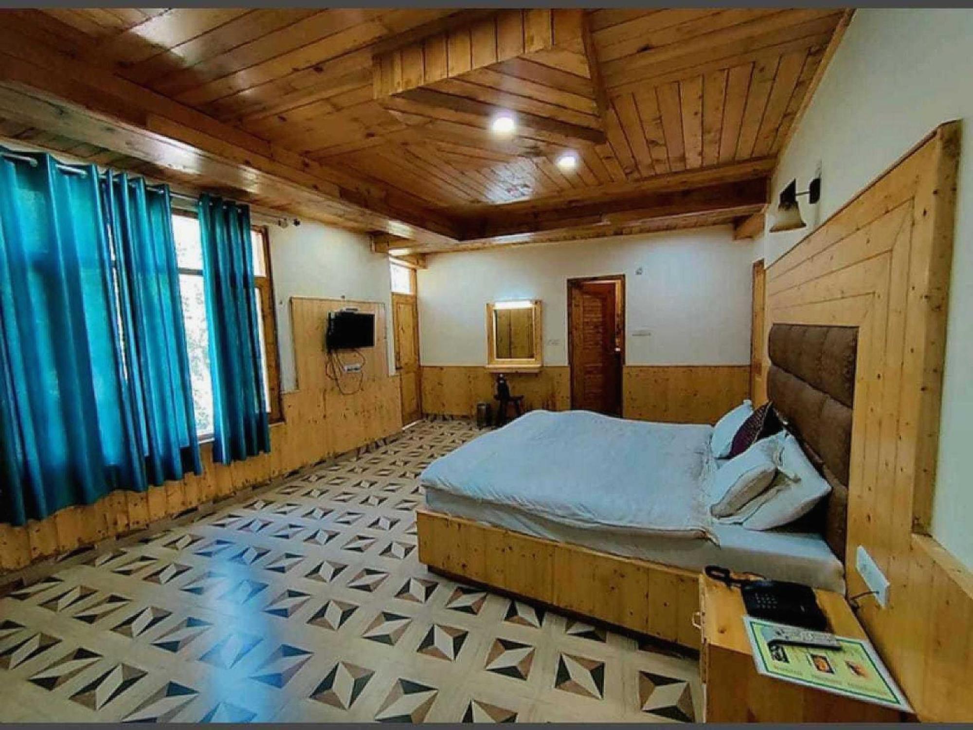 Hotel O Antriksh Cottage มะนาลี ภายนอก รูปภาพ