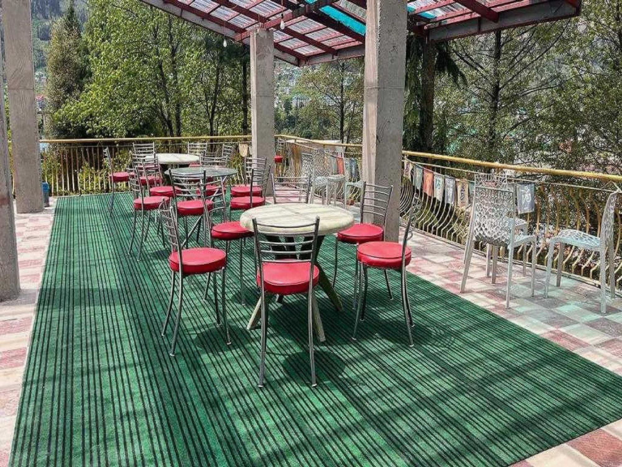 Hotel O Antriksh Cottage มะนาลี ภายนอก รูปภาพ