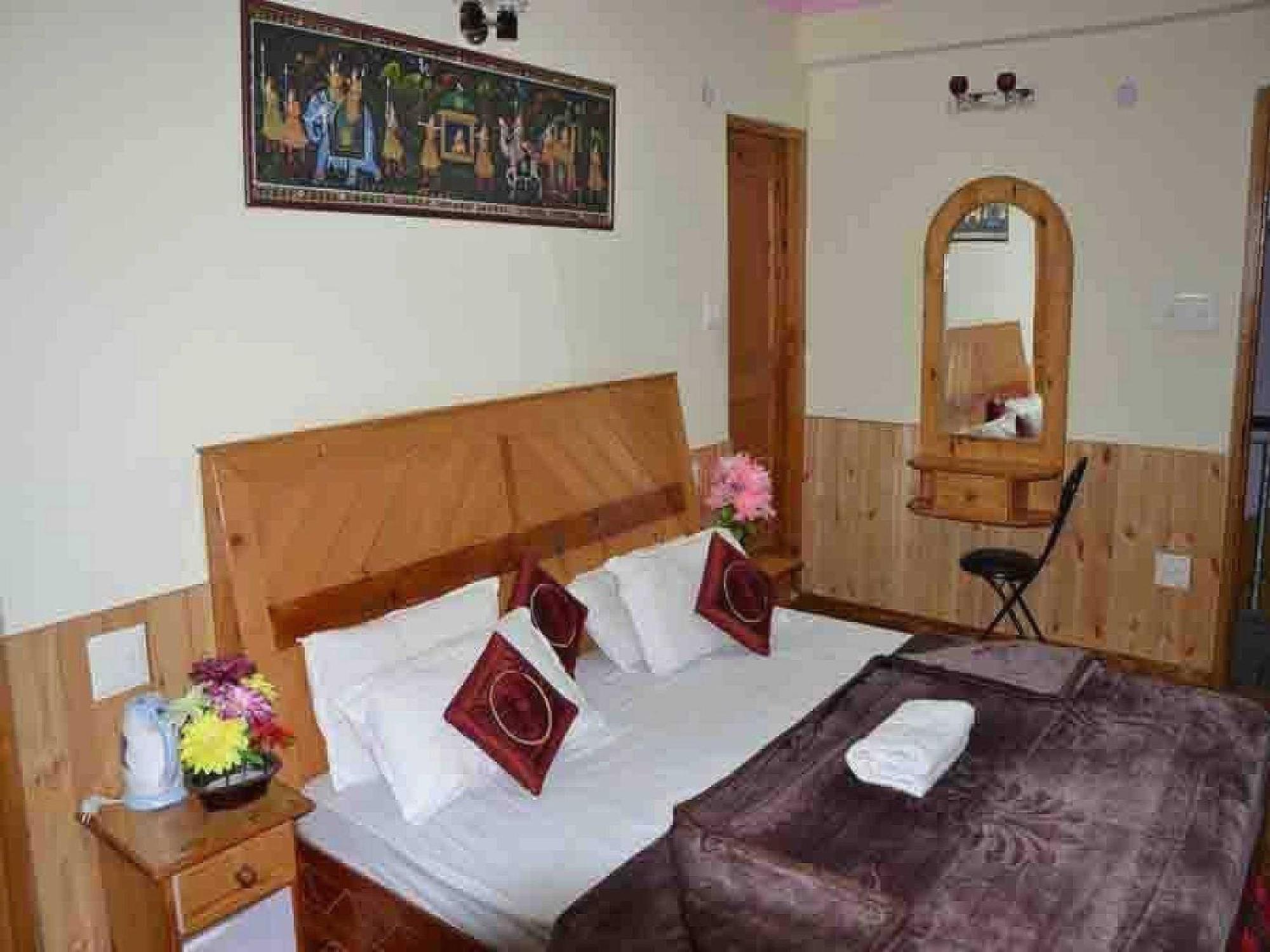 Hotel O Antriksh Cottage มะนาลี ภายนอก รูปภาพ